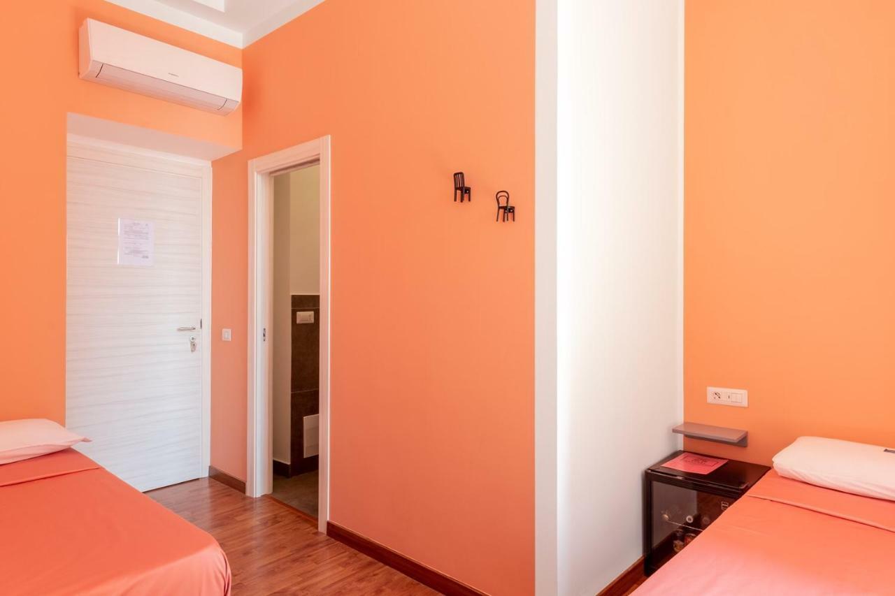 B&B Monserrato Наполи Екстериор снимка